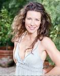 Evangeline Lilly Magazine Photoshoot divers
